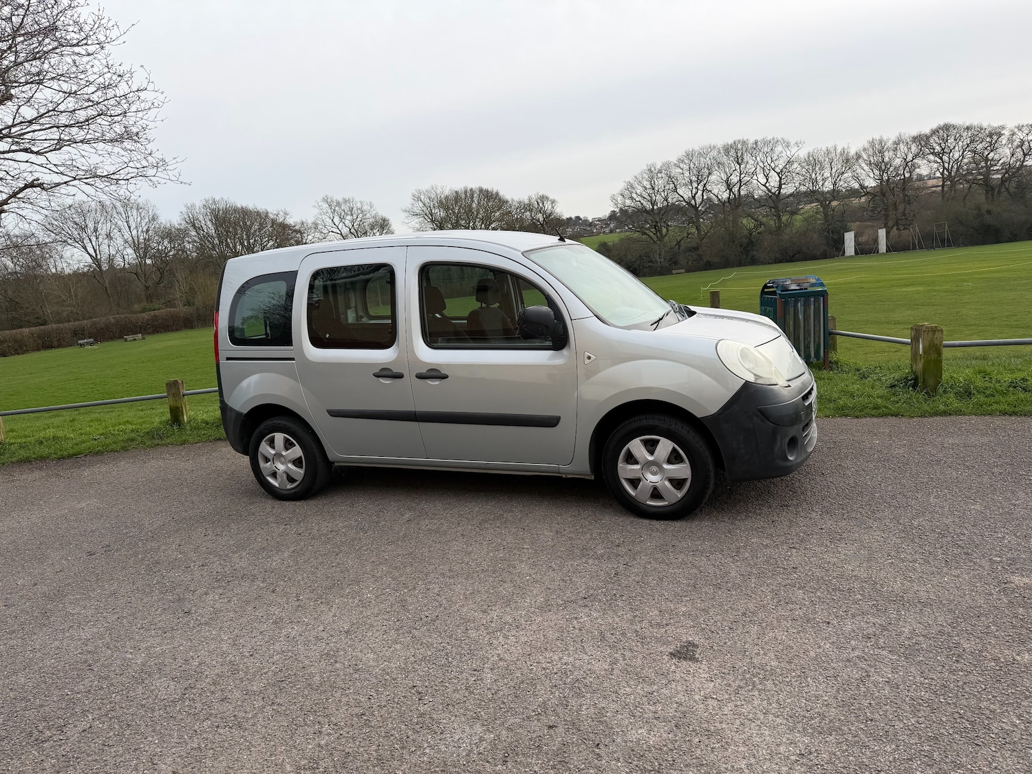 Used Renault Kangoo 2009 for sale - 77600568: Photo 3