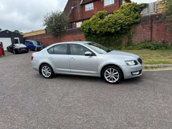 Used Skoda Octavia 2013 for sale - 74938940: Photo