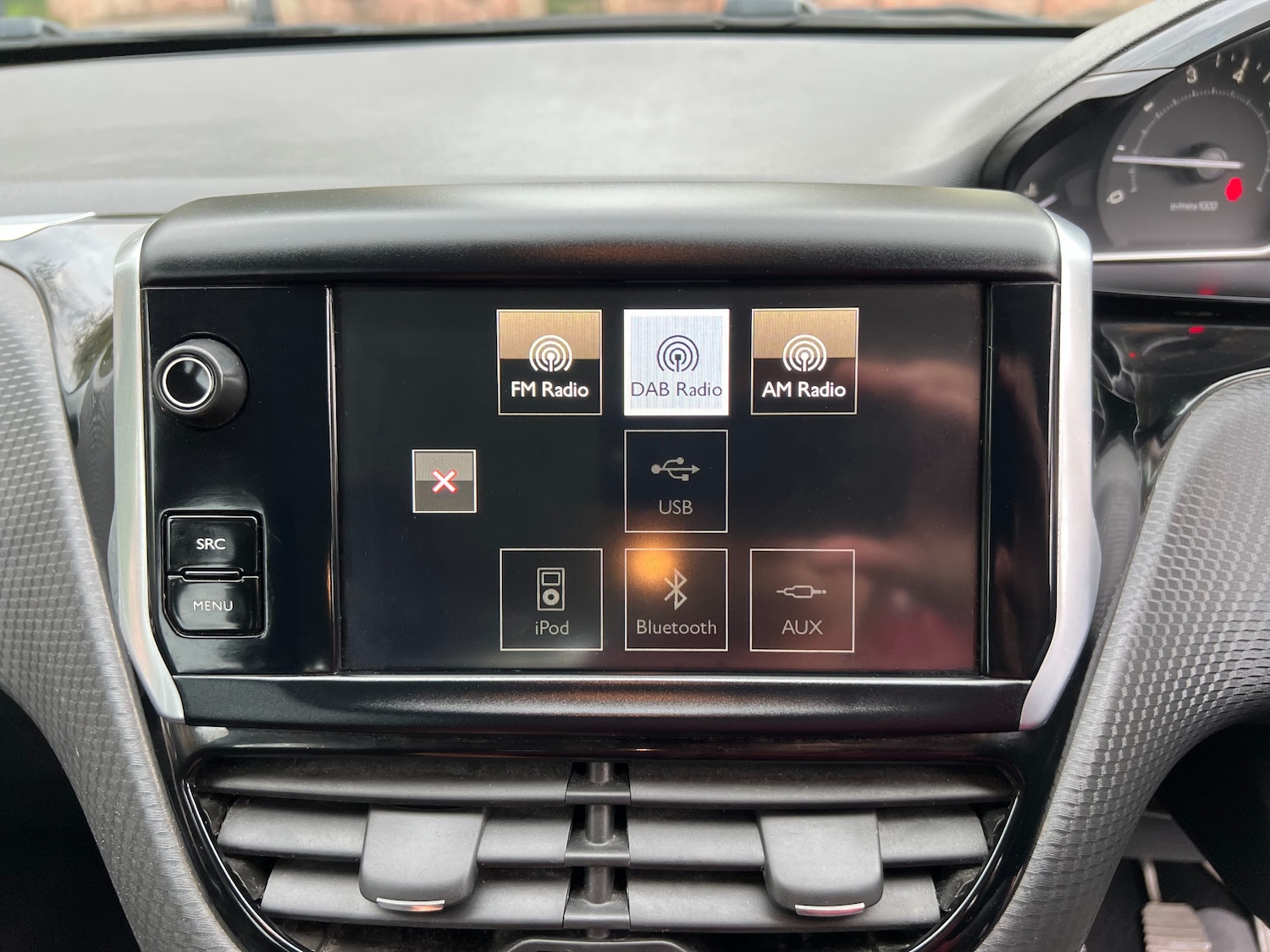 Used Peugeot 2008 2016 for sale - 77786411: Photo 4