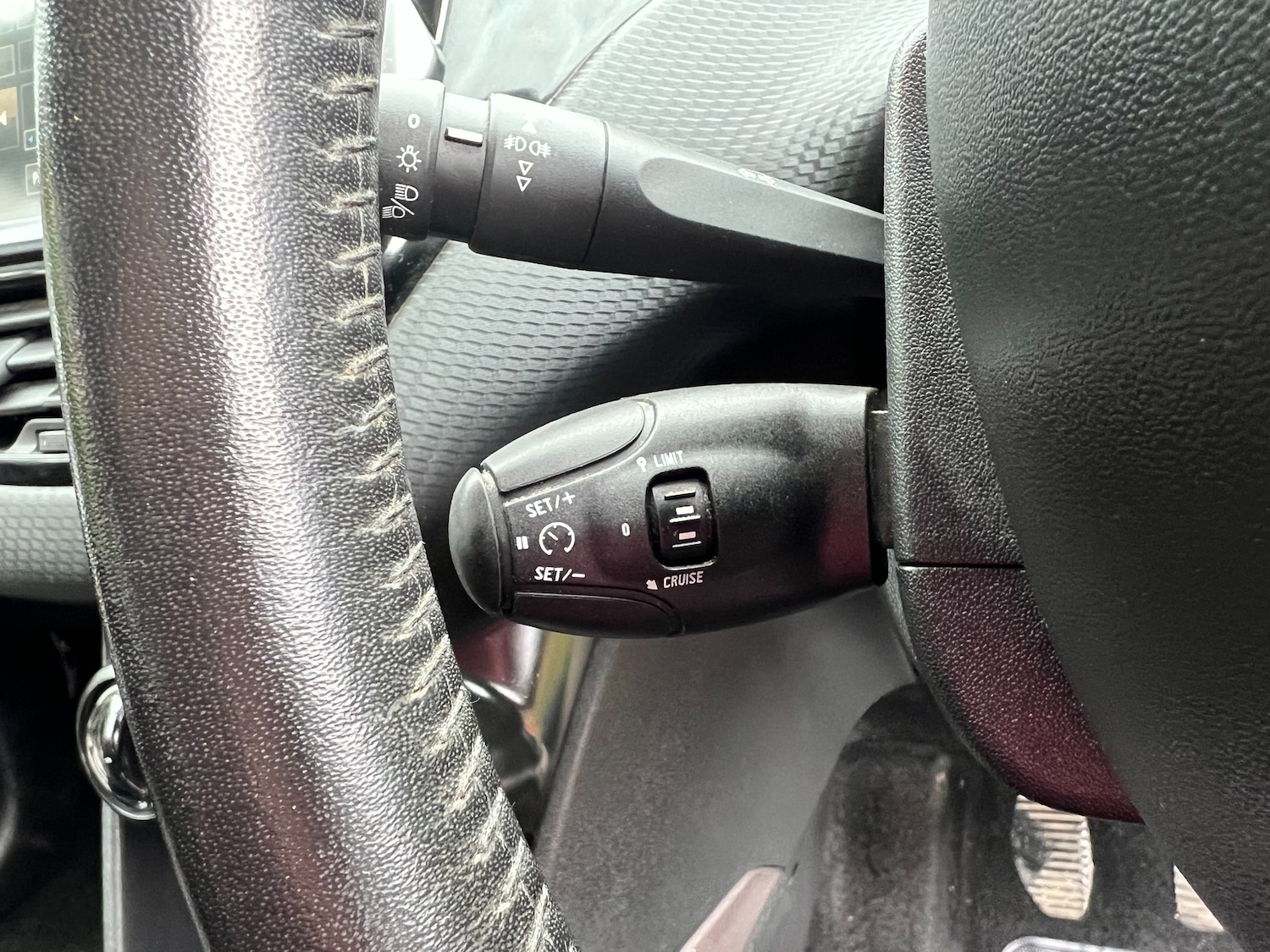 Used Peugeot 2008 2016 for sale - 77786411: Photo 8