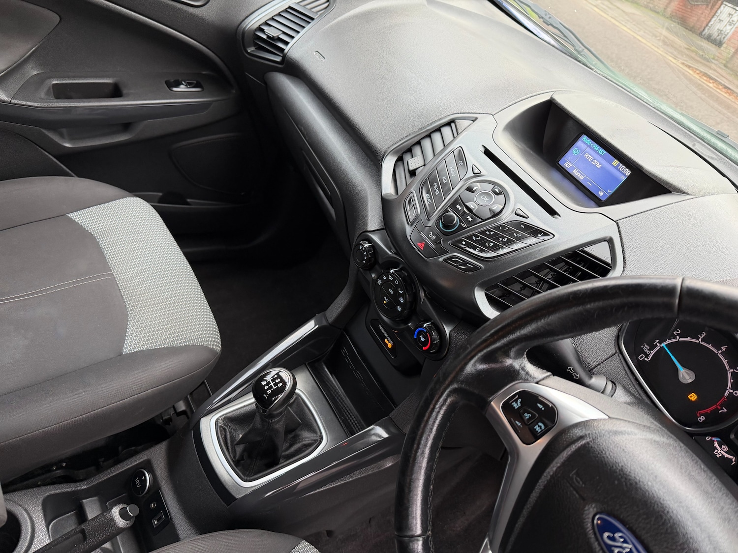 Used Ford Ecosport 2017 for sale - 76863042: Photo 14