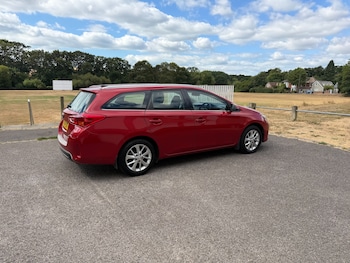 Used Toyota Auris 2014 for sale - 79346662: Photo