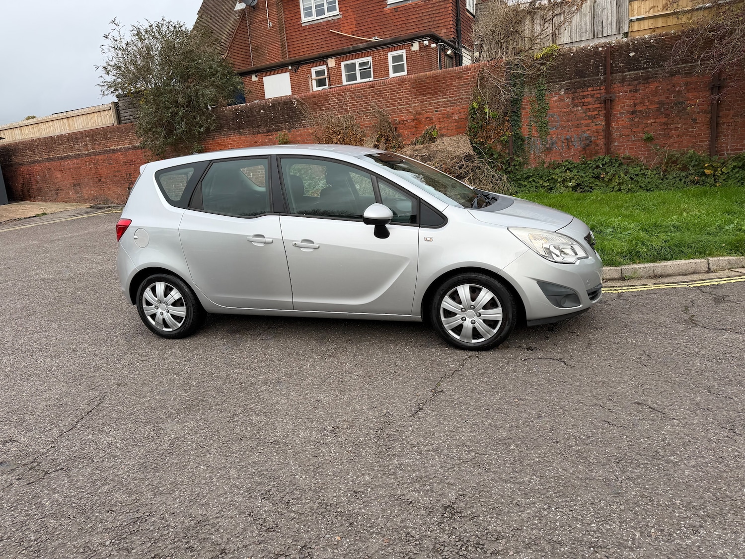 Used Vauxhall Meriva 2012 for sale - 76777408: Photo 2
