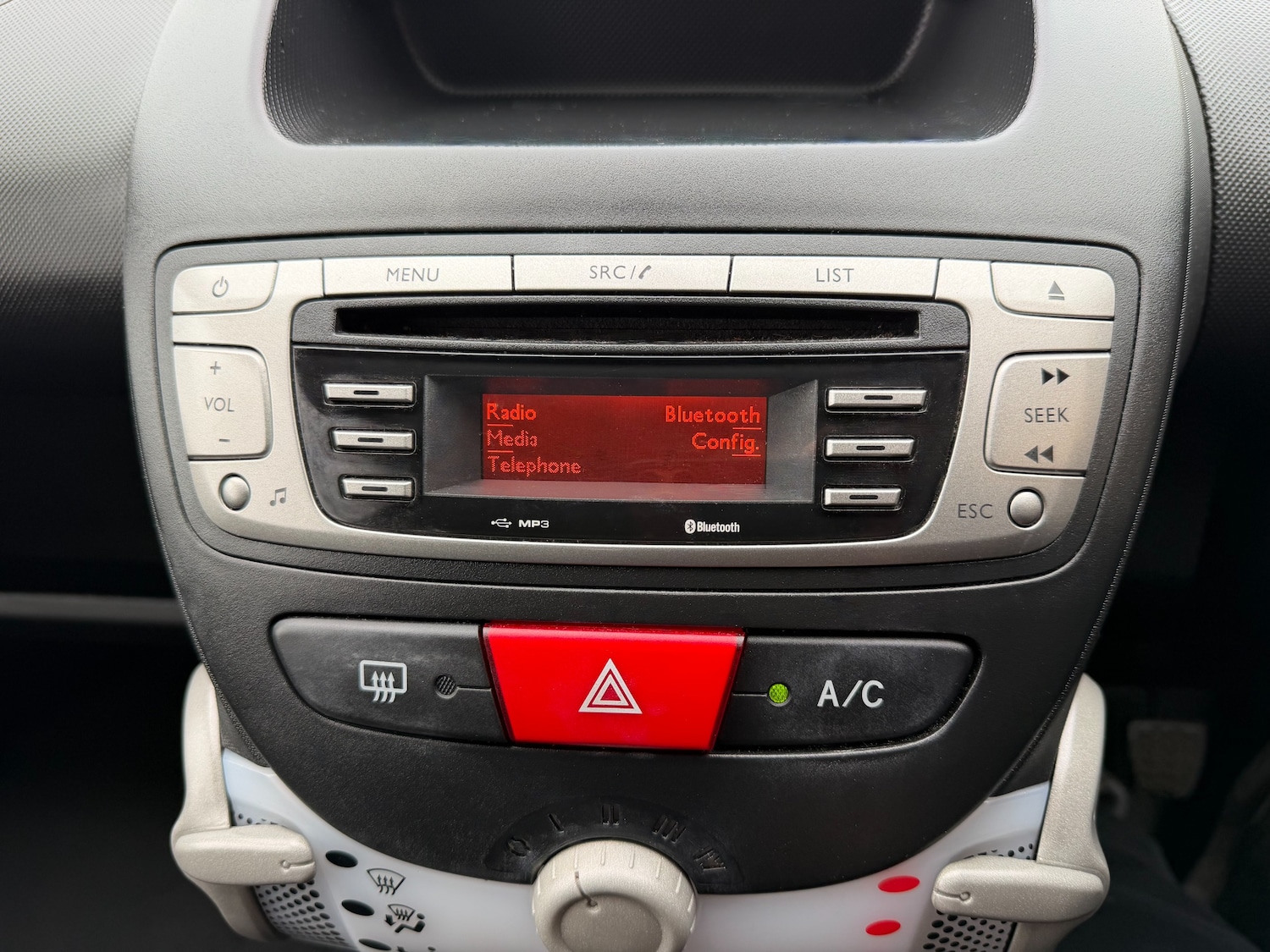 Used Toyota AYGO 2012 for sale - 78056023: Photo 19