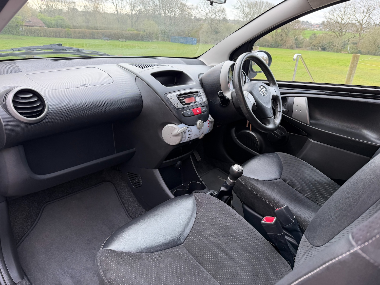 Used Toyota AYGO 2012 for sale - 78056023: Photo 8