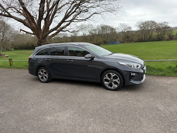 Used Kia Ceed 2019 for sale - 79543711: Photo