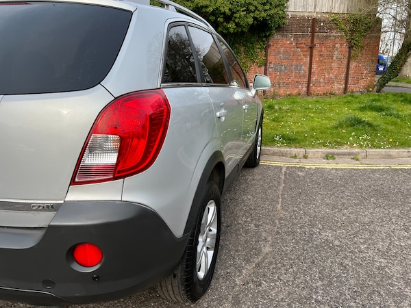 Used Vauxhall Antara 2011 for sale - 69888144: Photo 23