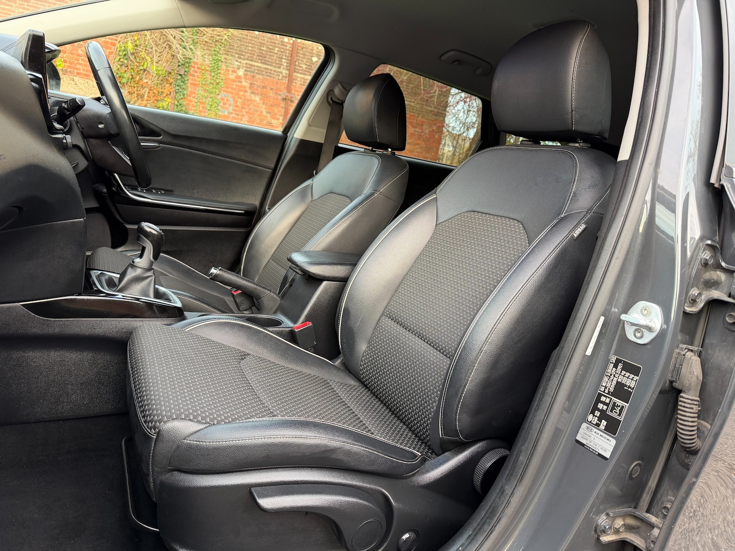 Used Kia Ceed 2019 for sale - 76739343: Photo 9