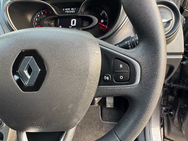 Used Renault Captur 2018 for sale - 73136567: Photo 23