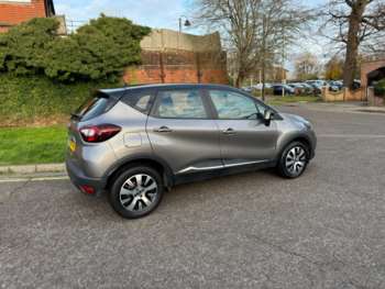 Used Renault Captur 2018 for sale - 73136567: Photo