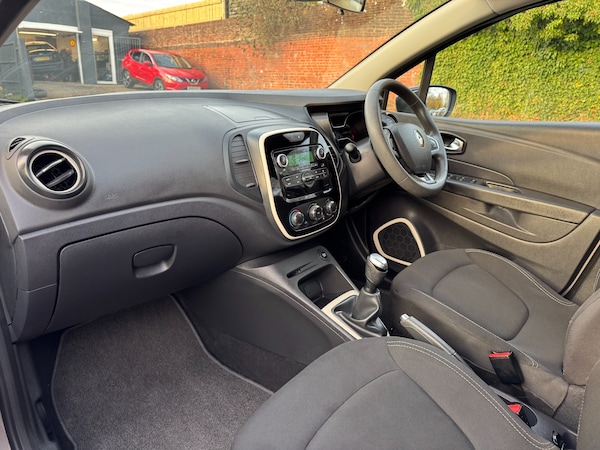Used Renault Captur 2018 for sale - 73136567: Photo 8