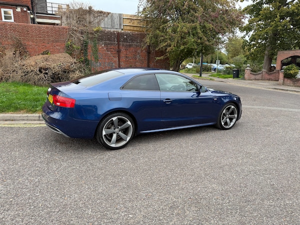 Used Audi A5 2013 for sale - 76273810: Photo 3