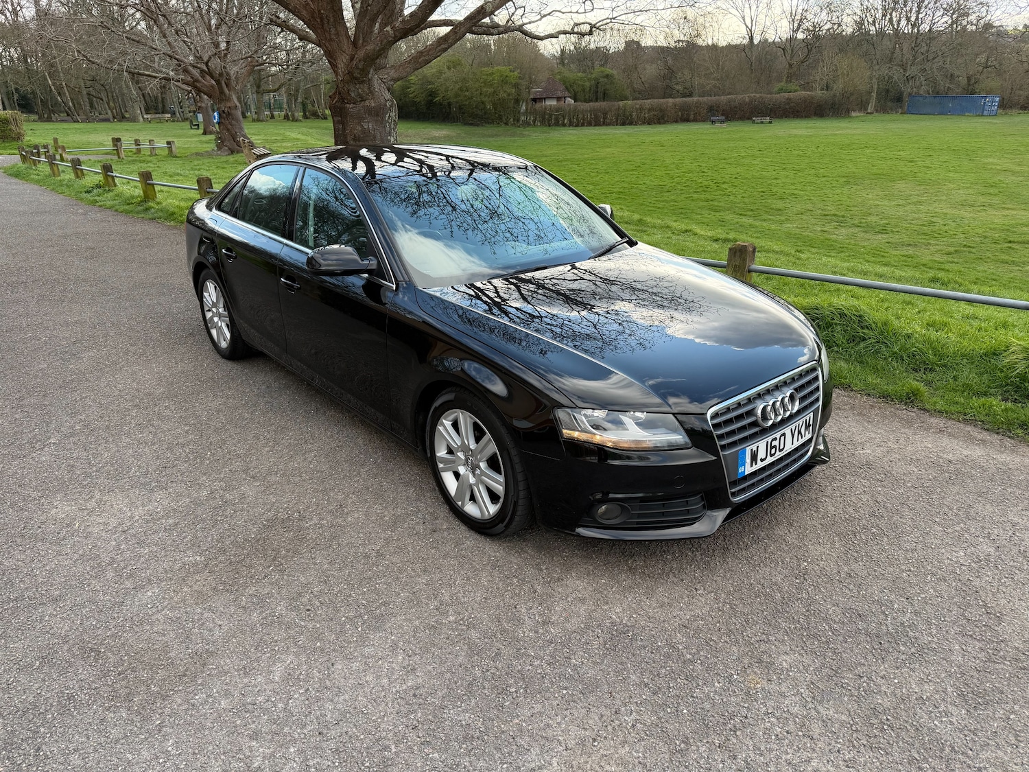 Used Audi A4 2010 for sale - 77897429: Photo 1