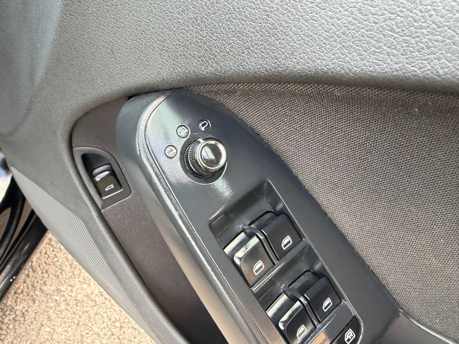 Used Audi A4 2010 for sale - 77897429: Photo 27