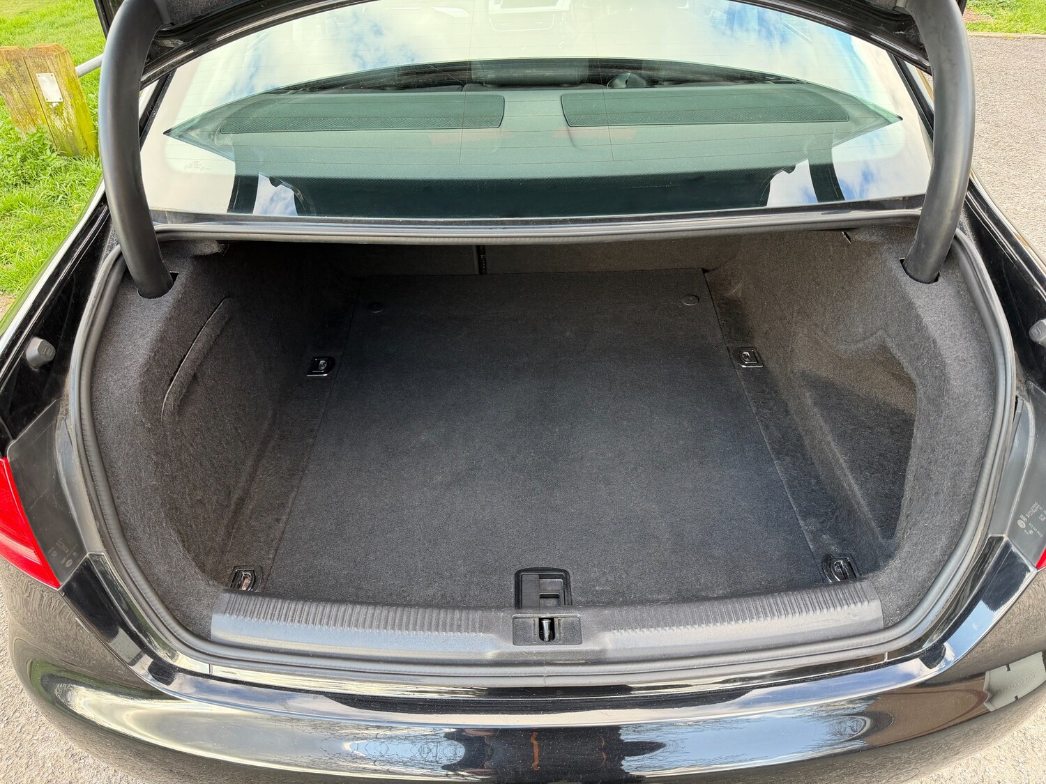 Used Audi A4 2010 for sale - 77897429: Photo 29