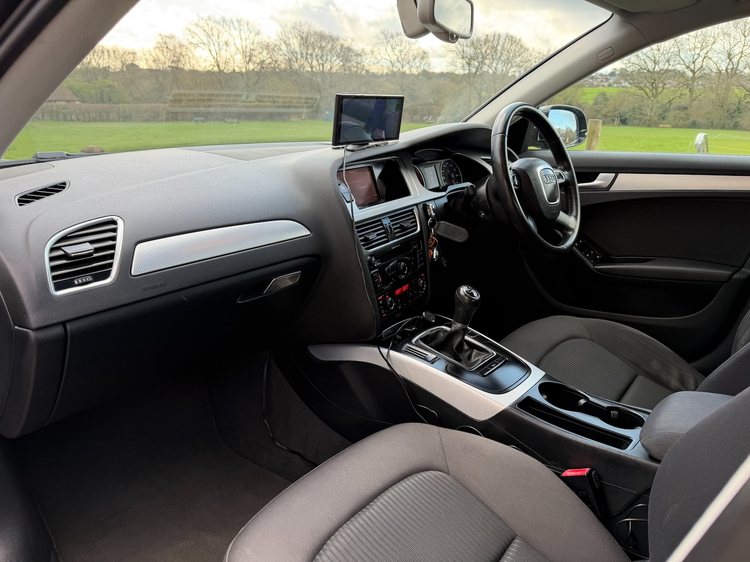 Used Audi A4 2010 for sale - 77897429: Photo 8