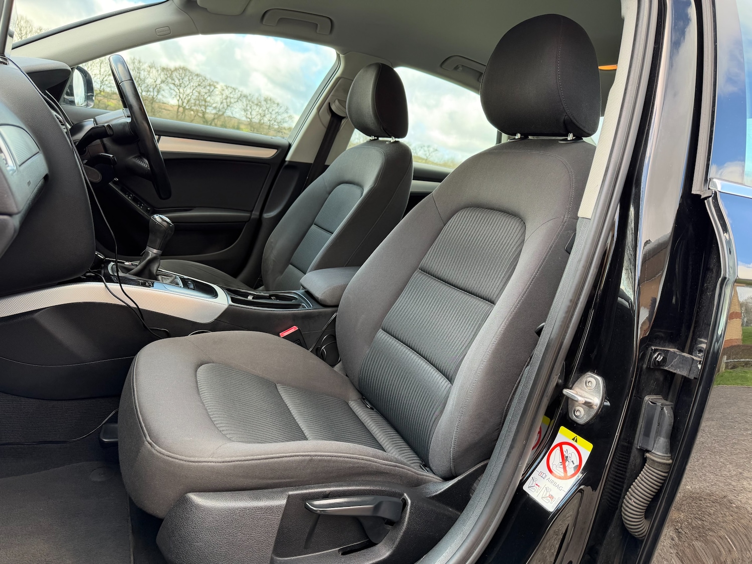 Used Audi A4 2010 for sale - 77897429: Photo 9