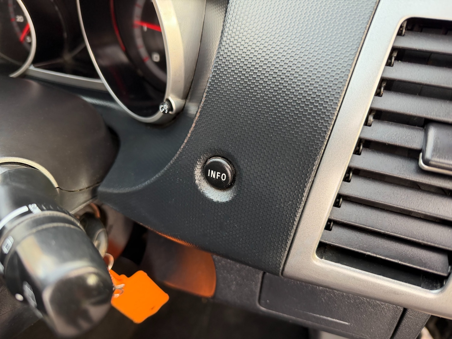 Used Mitsubishi Outlander 2007 for sale - 76909261: Photo 18