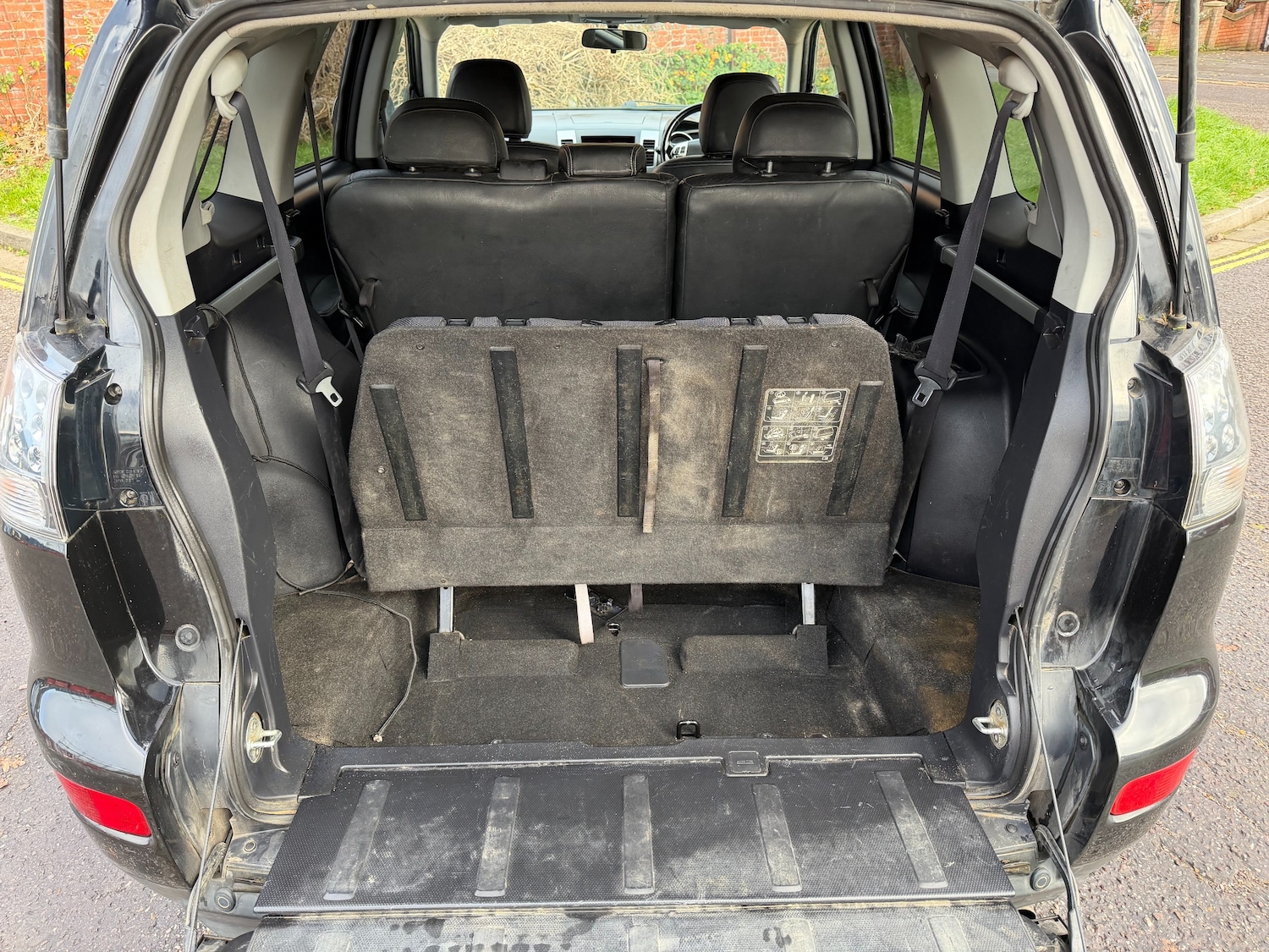 Used Mitsubishi Outlander 2007 for sale - 76909261: Photo 27