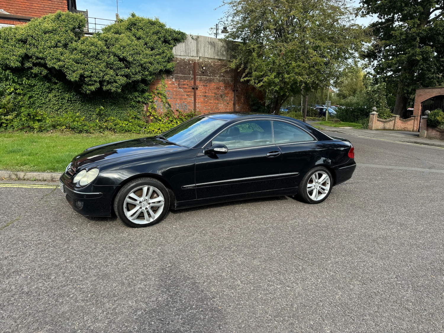 Used Mercedes-Benz CLK 2006 for sale - 77555396: Photo 4