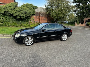 Used Mercedes-Benz CLK 2006 for sale - 77555396: Photo