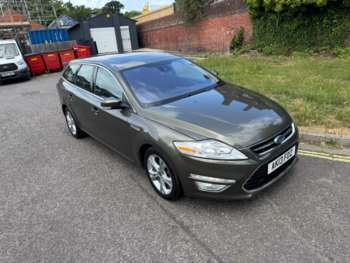 (13) - TITANIUM 5-Door