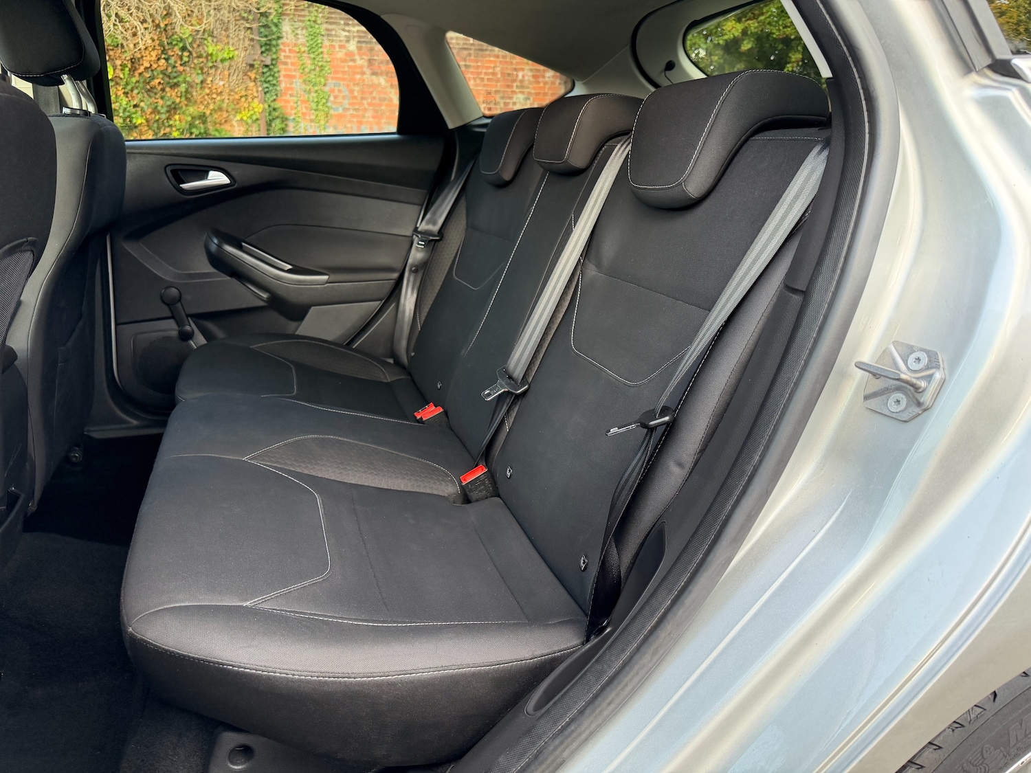 Used Ford Focus 2017 for sale - 76093568: Photo 11