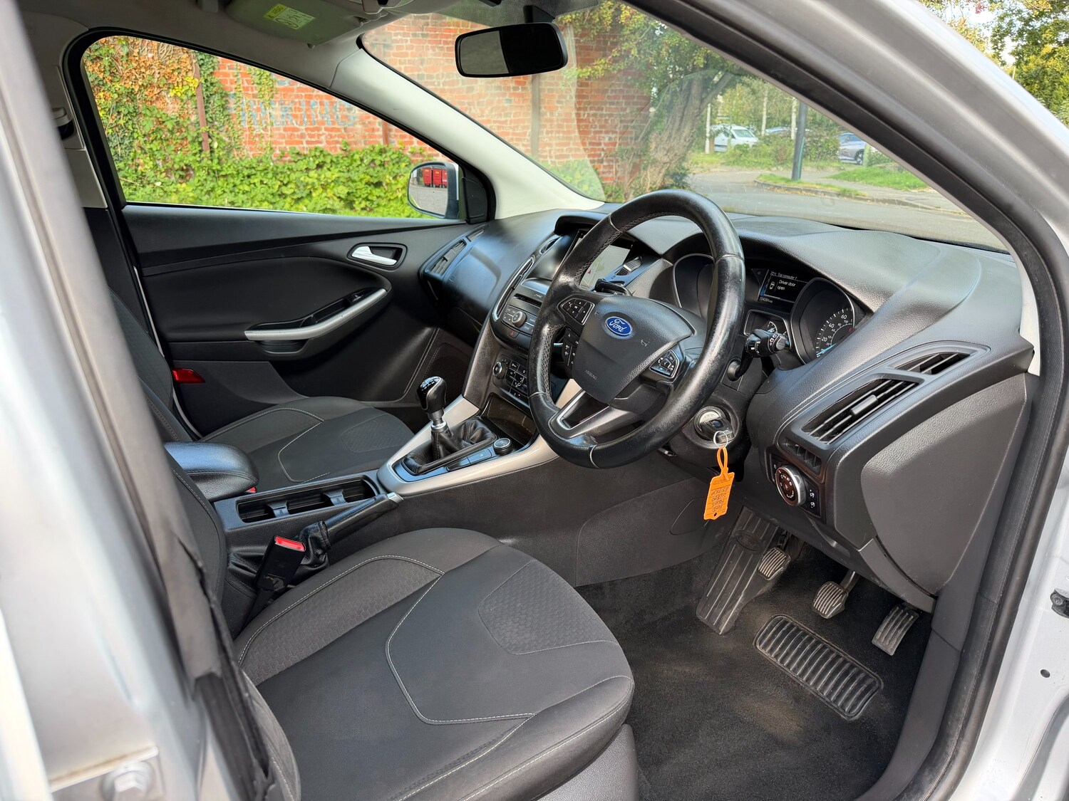 Used Ford Focus 2017 for sale - 76093568: Photo 13