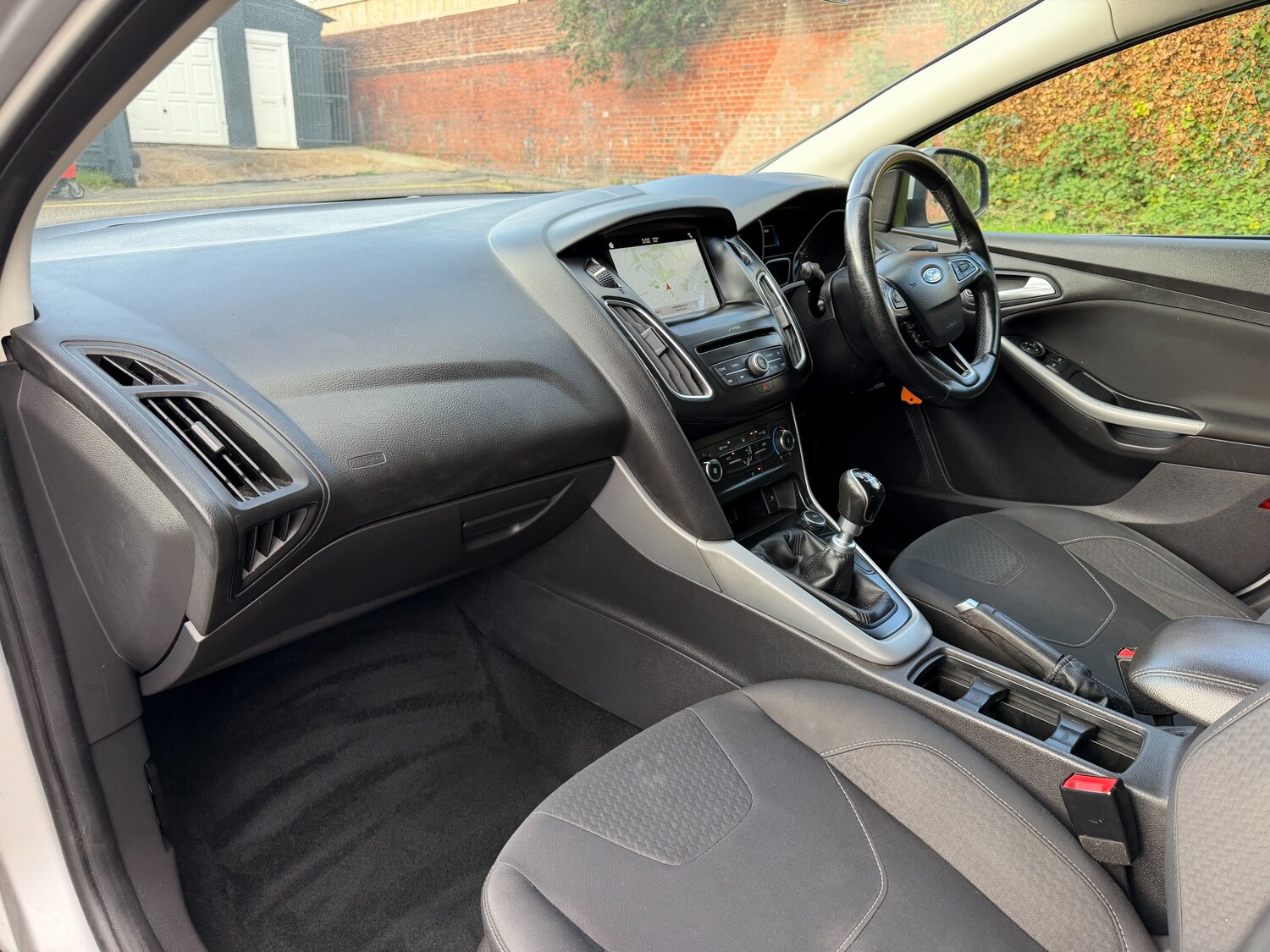 Used Ford Focus 2017 for sale - 76093568: Photo 9