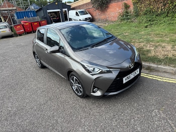 Toyota - Yaris