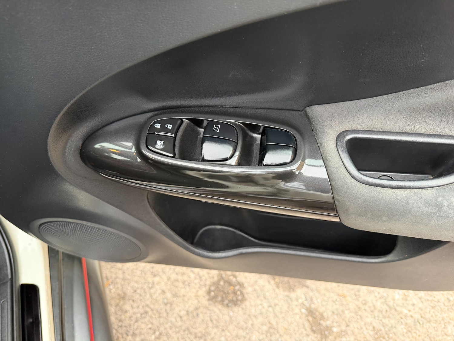 Used Nissan Juke 2015 for sale - 77394223: Photo 28