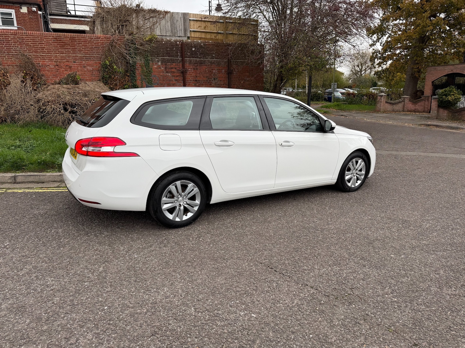 Used Peugeot 308 SW 2020 for sale - 76590664: Photo 3