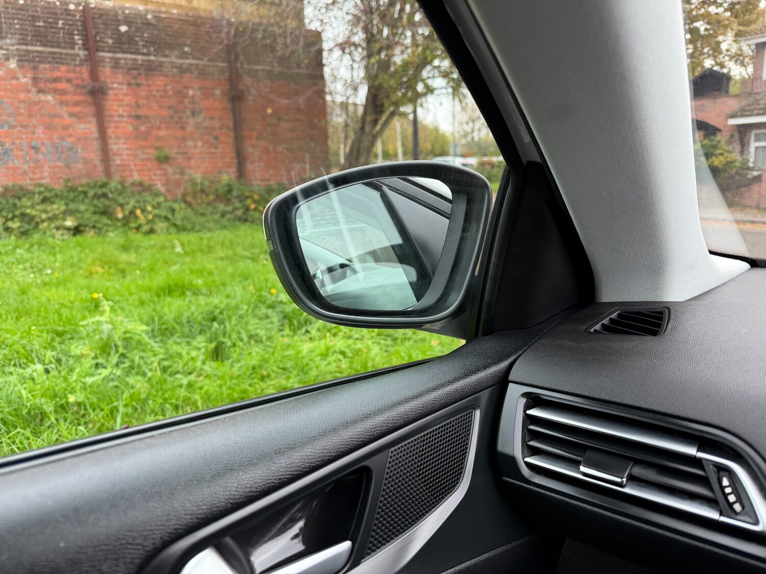 Used Peugeot 308 SW 2020 for sale - 76590664: Photo 35