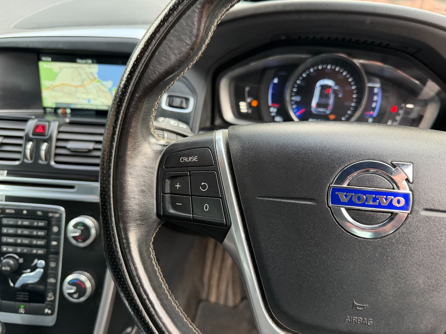 Used Volvo XC60 2016 for sale - 76520187: Photo 21