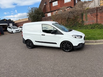 Used Ford Transit Courier 2020 for sale - 76036536: Photo