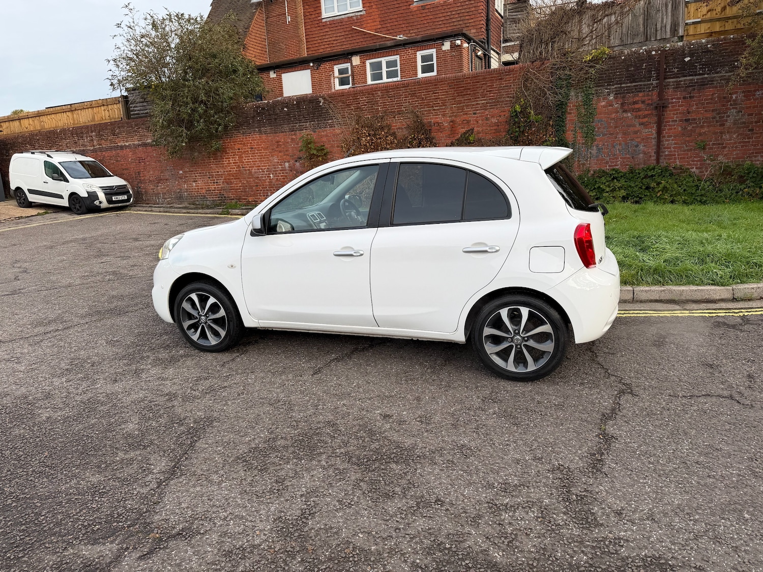 Used Nissan Micra 2016 for sale - 76391933: Photo 5