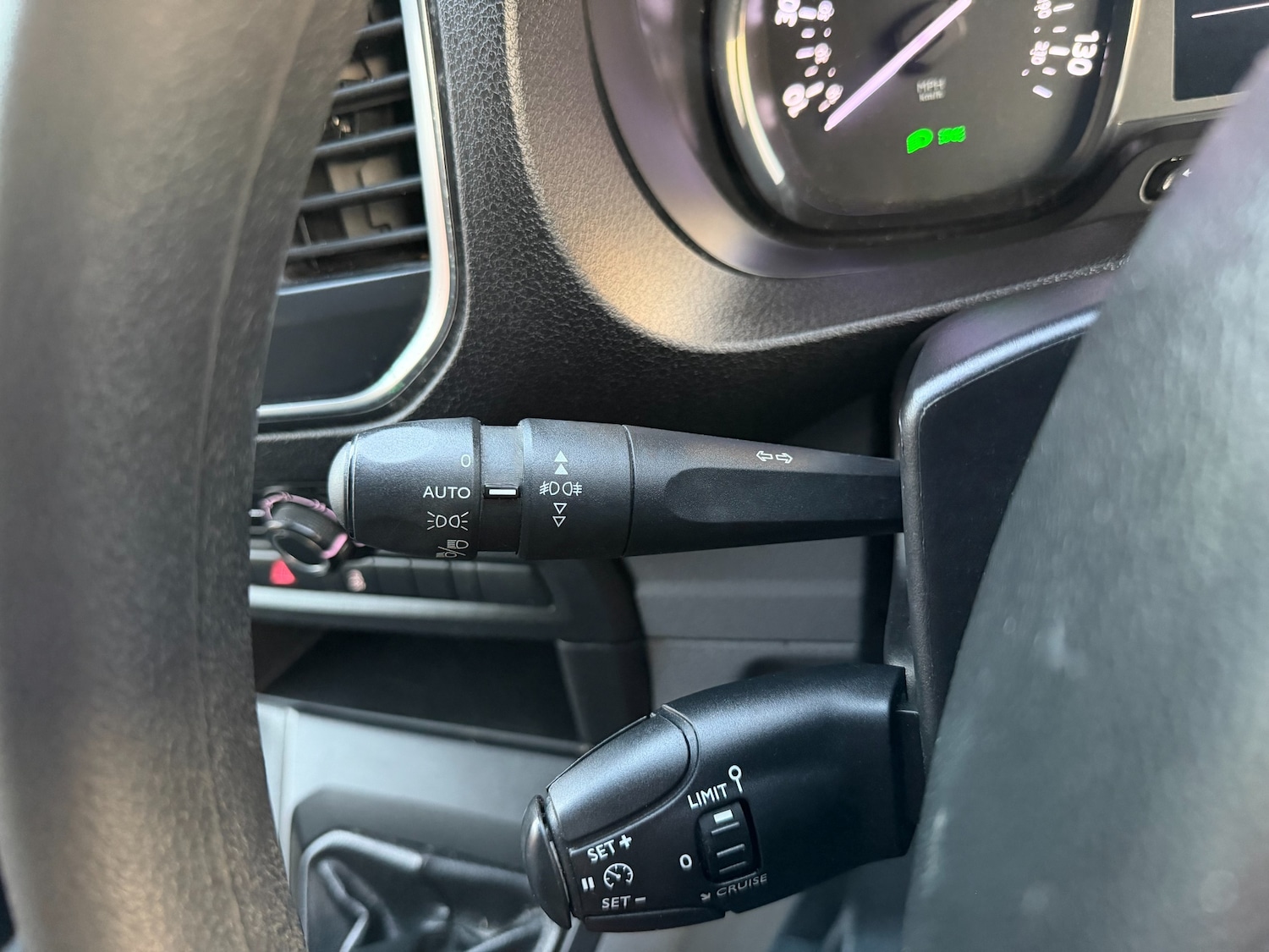 Used Peugeot Expert 2017 for sale - 76807768: Photo 23