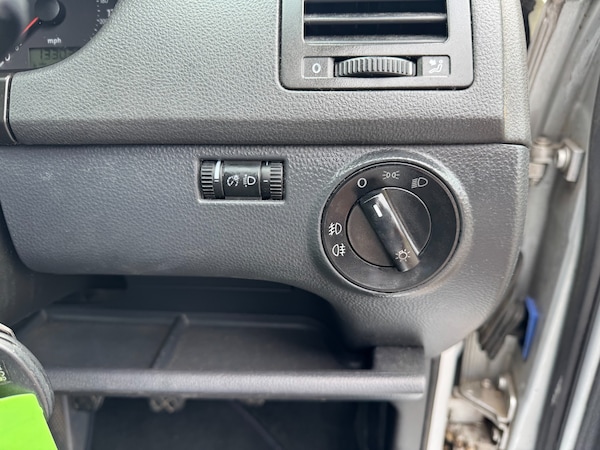 Used Volkswagen Polo 2009 for sale - 74820751: Photo 16