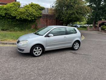 Used Volkswagen Polo 2009 for sale - 74820751: Photo