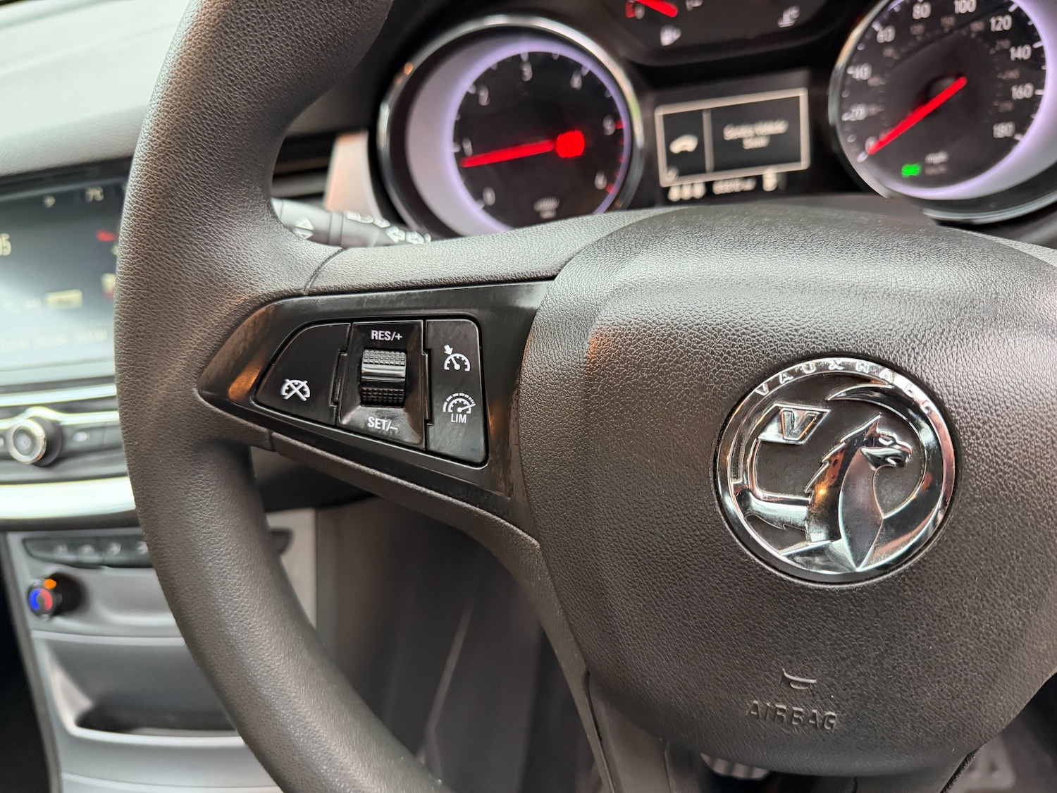 Used Vauxhall Astra 2016 for sale - 77161252: Photo 21