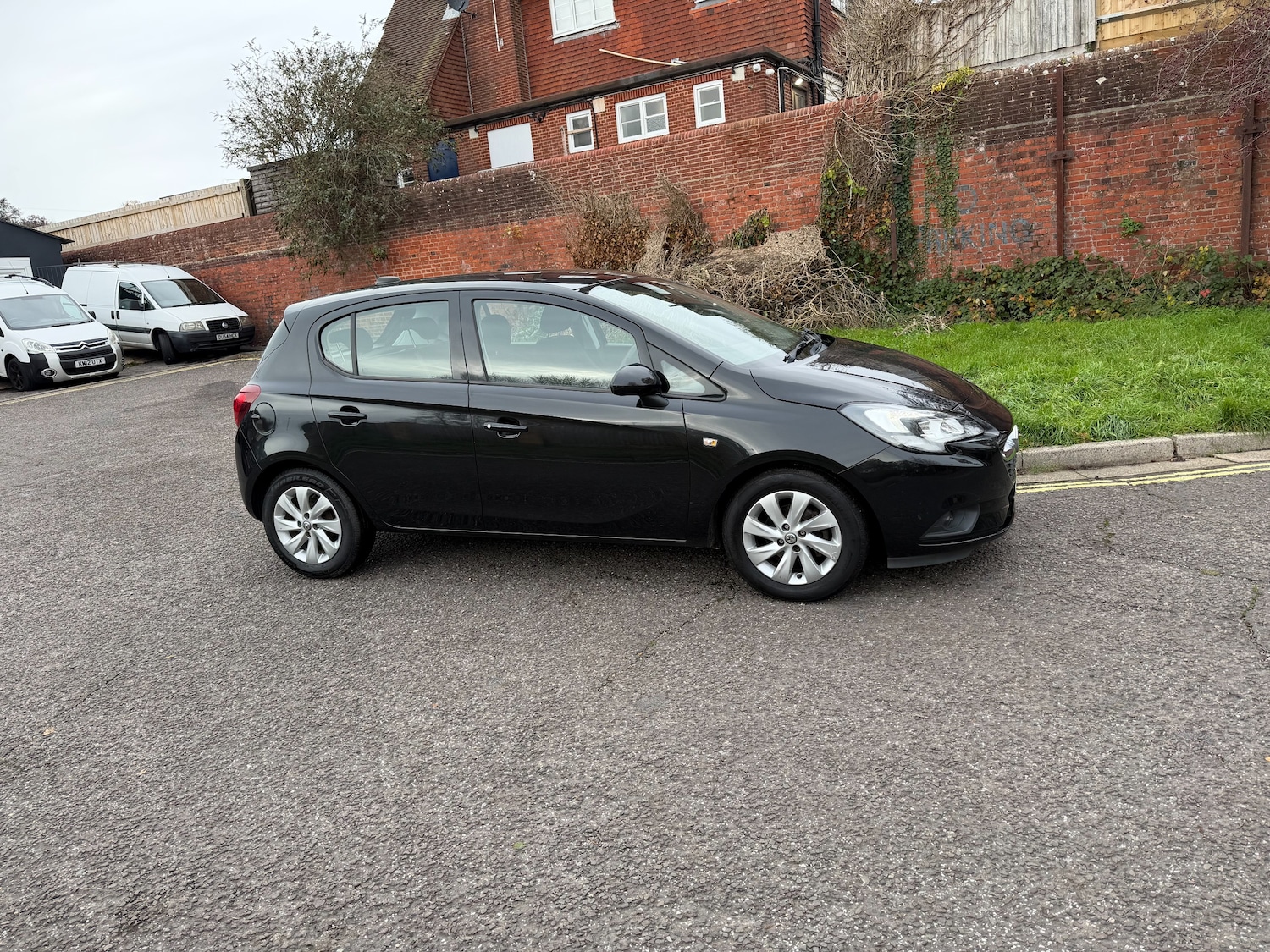 Used Vauxhall Corsa 2018 for sale - 76819690: Photo 2