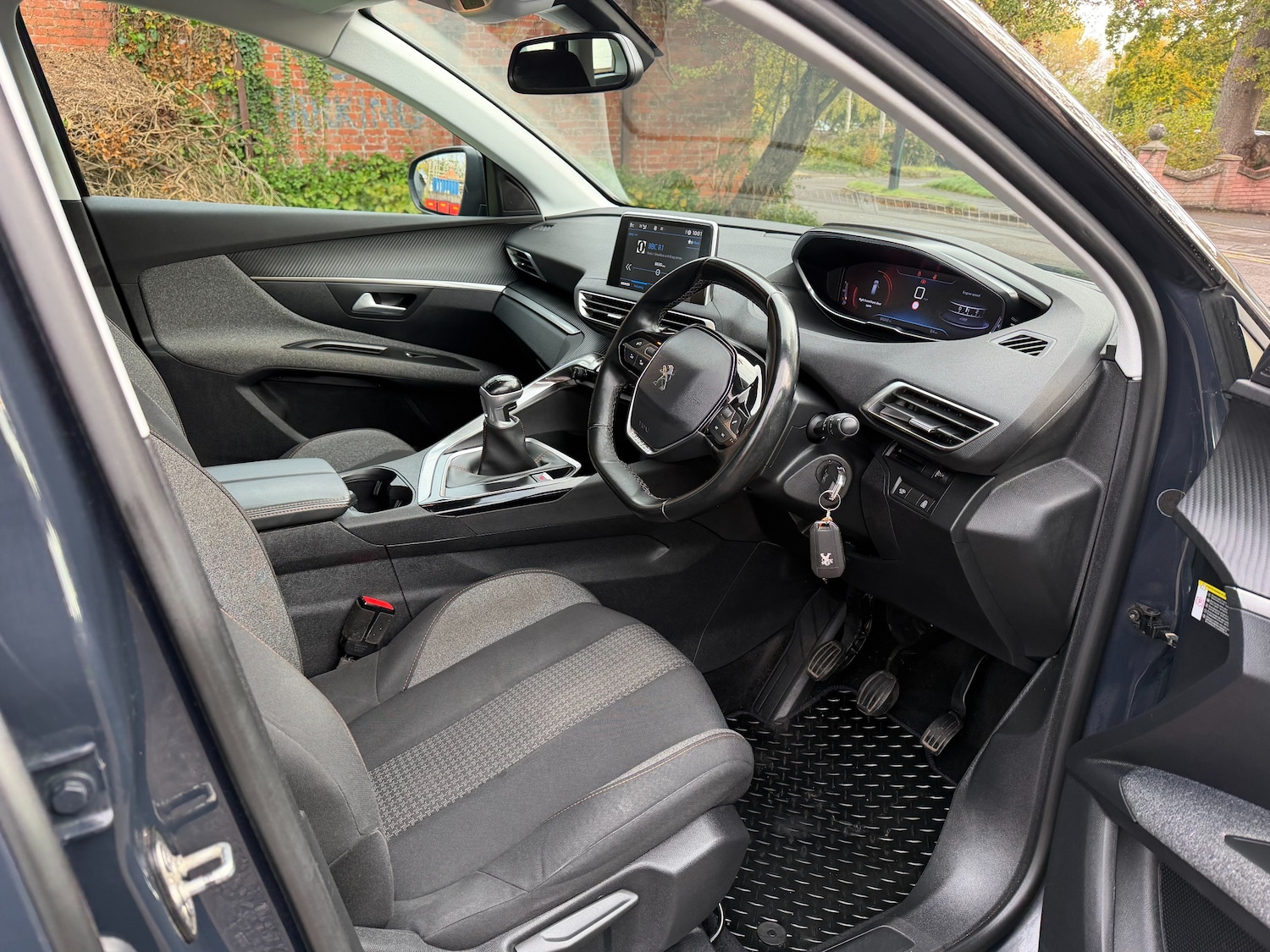 Used Peugeot 3008 2019 for sale - 76438931: Photo 12