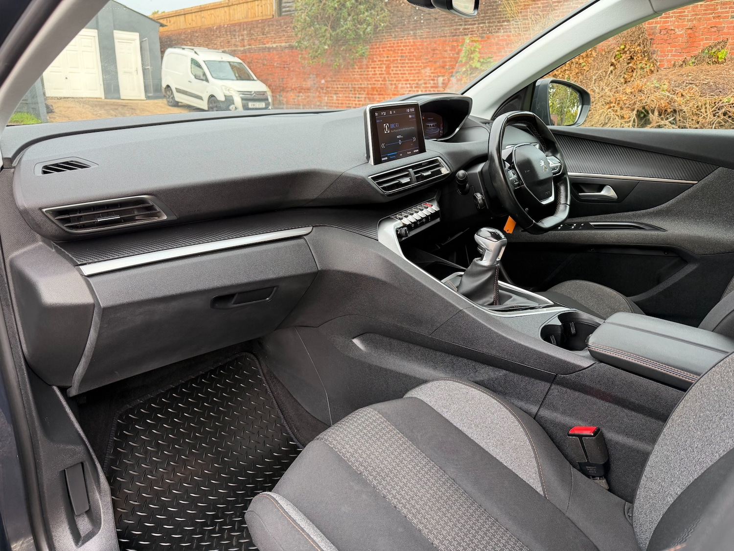 Used Peugeot 3008 2019 for sale - 76438931: Photo 8