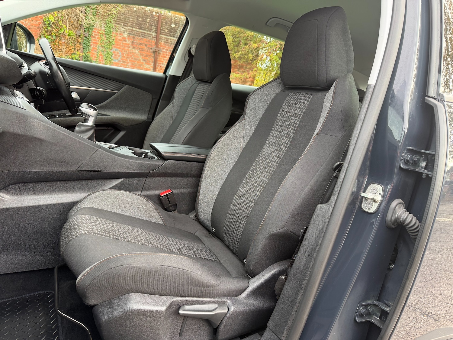 Used Peugeot 3008 2019 for sale - 76438931: Photo 9