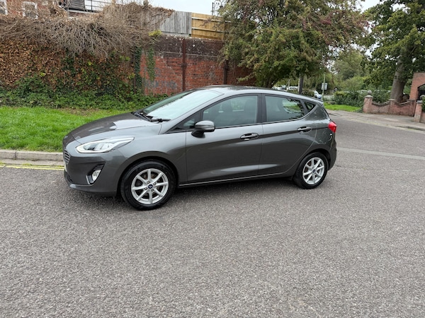 Used Ford Fiesta 2018 for sale - 76023872: Photo 4