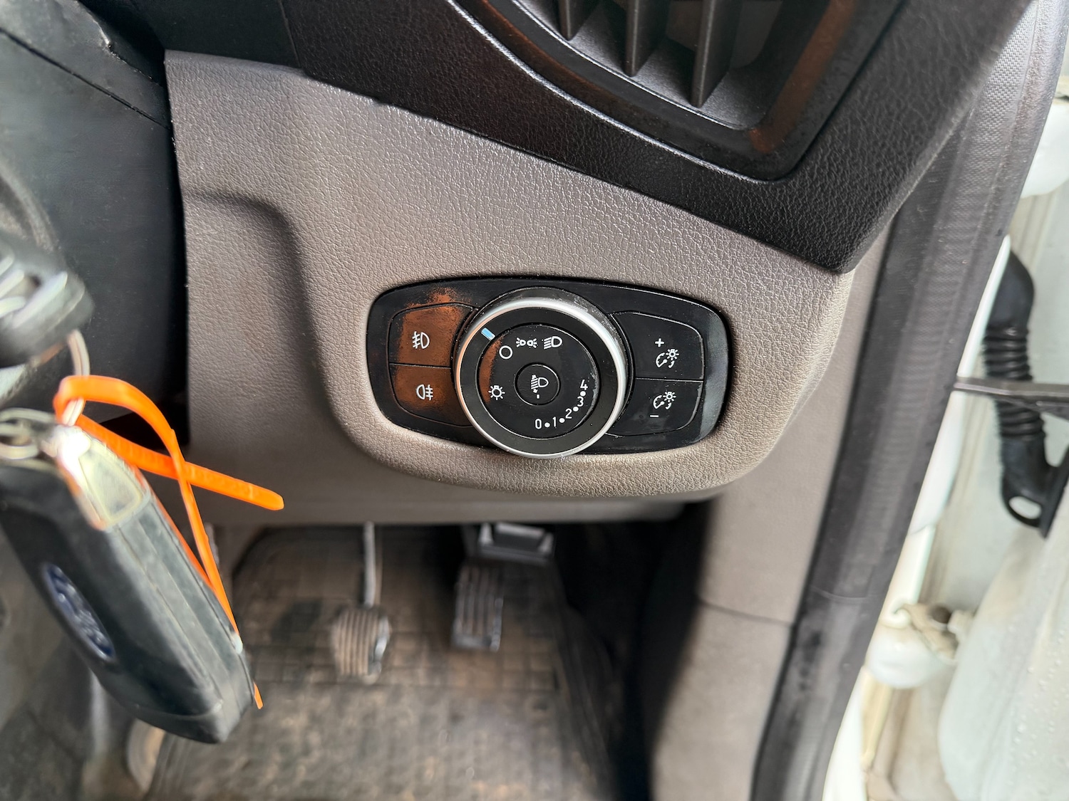 Used Ford Transit Connect 2020 for sale - 76685517: Photo 33