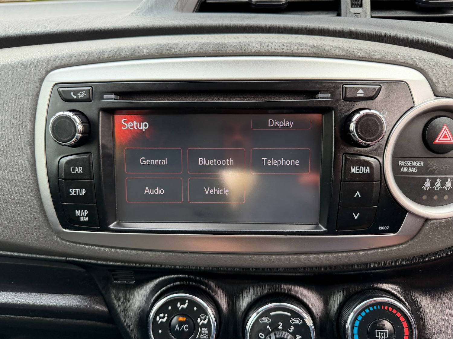Used Toyota Yaris 2013 for sale - 76330382: Photo 16
