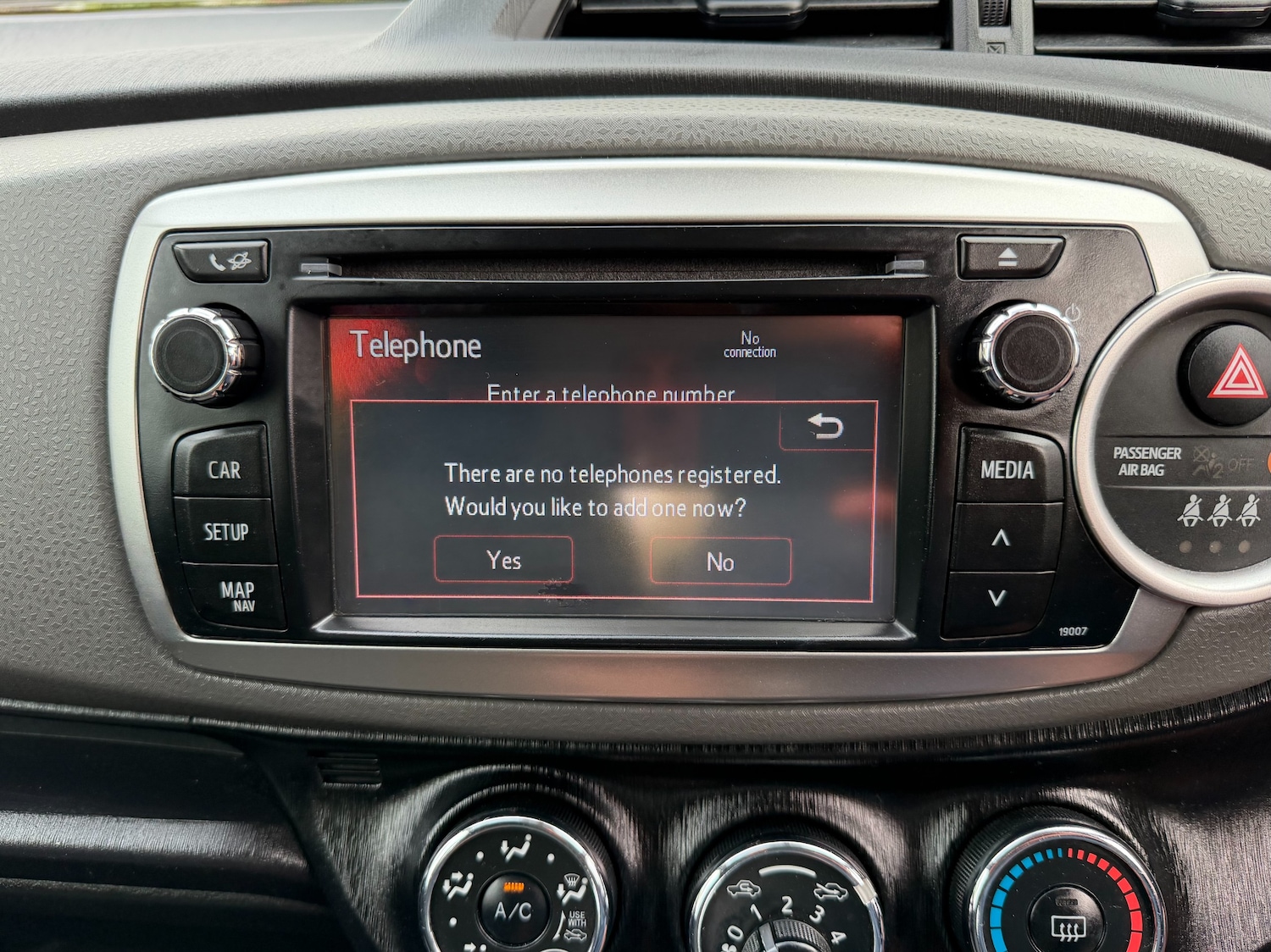 Used Toyota Yaris 2013 for sale - 76330382: Photo 17