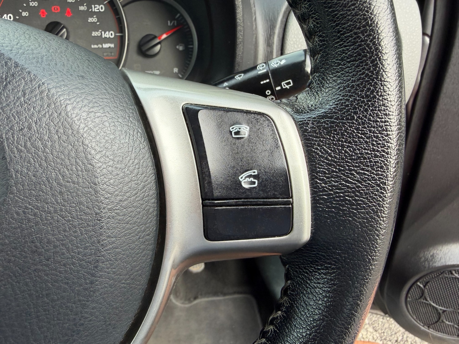 Used Toyota Yaris 2013 for sale - 76330382: Photo 19