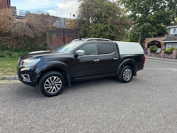 Used Nissan Navara 2017 for sale - 75724259: Photo